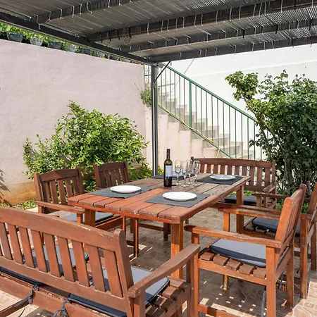 Beautiful In With House Sea View Vakantiehuis