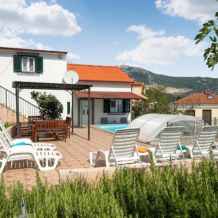 Beautiful In With House Sea View Holiday home *