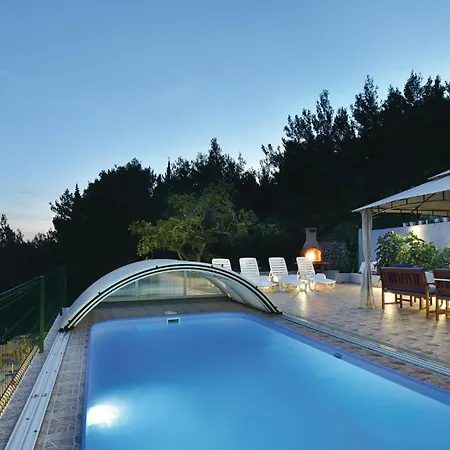 Beautiful In With House Sea View Holiday home