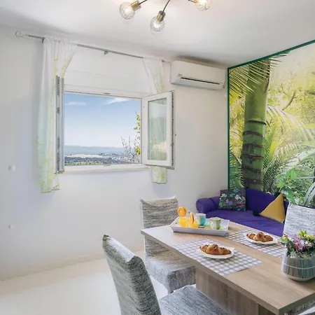 Beautiful In With House Sea View Klis